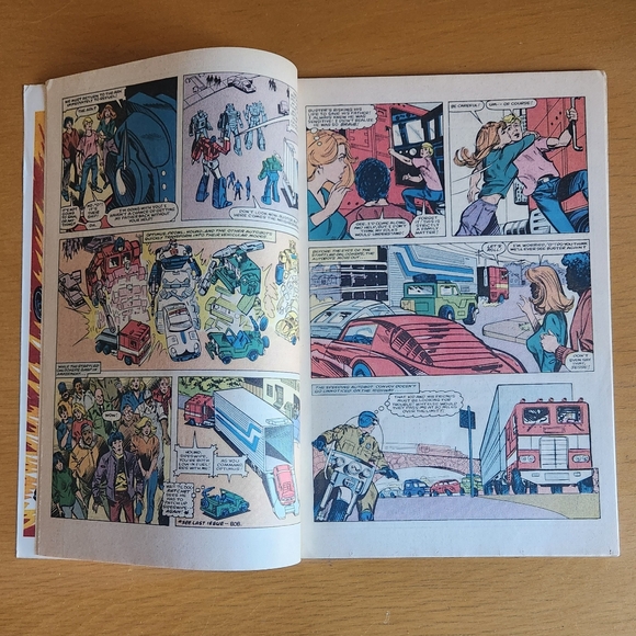 Transformers #2 & #3, 1980s Limited  Series books (Lot of 2) - Picture 12 of 16